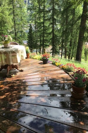 Outdoor dining - Chesa Surselva by Interhome (Pontresina)