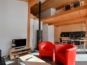 TV - Chesa Randurel by Interhome (Pontresina)
