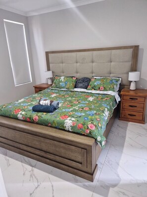 4 soveværelser, strygejern/strygebræt, gratis Wi-Fi, sengetøj