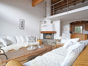 Fireplace - Striun 13 by Interhome (Pontresina)