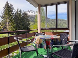 Outdoor dining - Chesa Viola by Interhome (Pontresina)