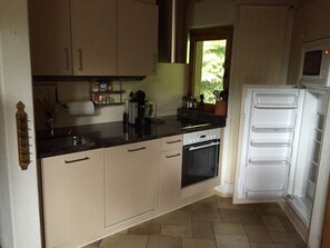 Réfrigérateur, lave-vaisselle