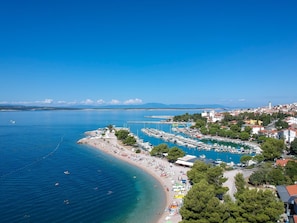 Beach - Wohnung mit Balkon, AC, Privatparkplatz by Interhome (Crikvenica)