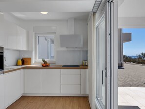 Fridge, microwave, oven, dishwasher - Danijela by Interhome (Makarska)
