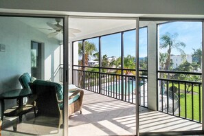 Interior - Relaxing 3rd floor Longboat Key condo with pool views - Beachbound Bliss (Longboat Key)