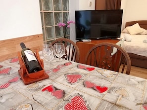 Internet - Studio-Apartment mit Terrasse und Parkplatz by Interhome (Krk/Baška)