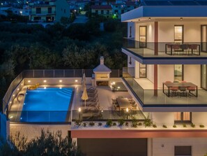 Pool - Villa VID by Interhome (Makarska)