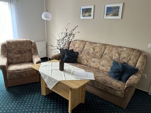 TV - Wohnung 3 by Interhome (Ahrenshoop)