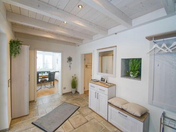Interior - Apartment by Interhome (Neureichenau)
