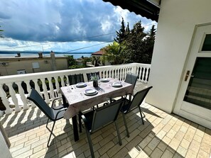 Outdoor dining - Wohnung Ramona by Interhome (Crikvenica)