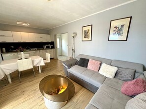 TV - Wohnung Ramona by Interhome (Crikvenica)