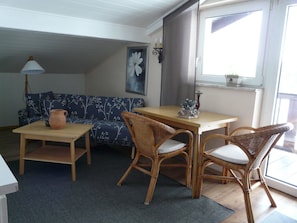 Living area - mit Bergblick by Interhome (Neureichenau)