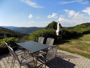 Outdoor dining - Appartement in Langfurth mit Kleinem Balkon by Interhome (Langfurth)