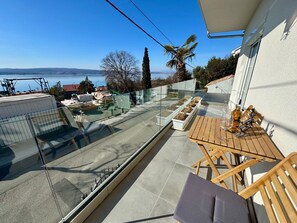 Outdoor dining - Apartment Toma 1 by Interhome (Crikvenica)