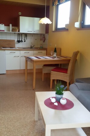 Interior - Kirsche by Interhome (Kröv)