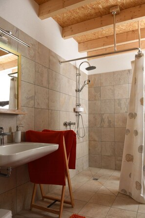 Towels - Ausfahrt Freiburg by Interhome (Umkirch)