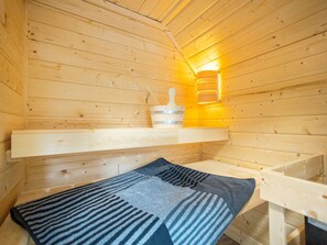 Sauna - Erholung pur im Ferienhaus KIEK IN 95 by Interhome (Bodstedt)