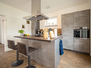 Fridge, microwave, oven, dishwasher - Erholung pur im Ferienhaus KIEK IN 95 by Interhome (Bodstedt)