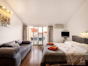 Internet - Studio-Apartment mit Meerblick by Interhome (Crikvenica)