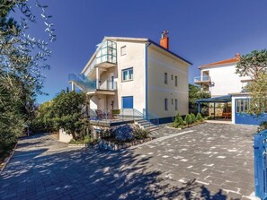 Exterior - Wohnung in Crikvenica mit Grill und Terrasse by Interhome (Crikvenica)
