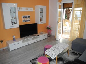 Living area - Wohnung 30m vom Meer entfernt, mit Gemeinschaftspool by Interhome (Crikvenica)