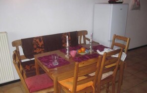 Dining - Ferien-Apartment 2 by Interhome (Blankenheim)