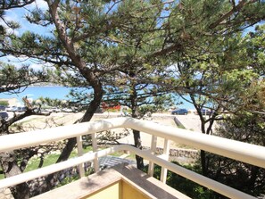 Property grounds - in Baška mit Eigenem Balkon by Interhome (Krk/Baška)