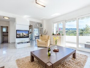 TV - Apartment Aqua-Juric by Interhome (Crikvenica)
