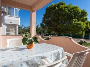 Outdoor dining - Mrakovcic2 by Interhome (Krk/Baška)