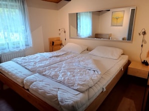 2 bedrooms