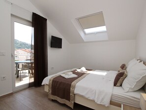 Internet - in Baška mit Terrasse by Interhome (Krk/Baška)