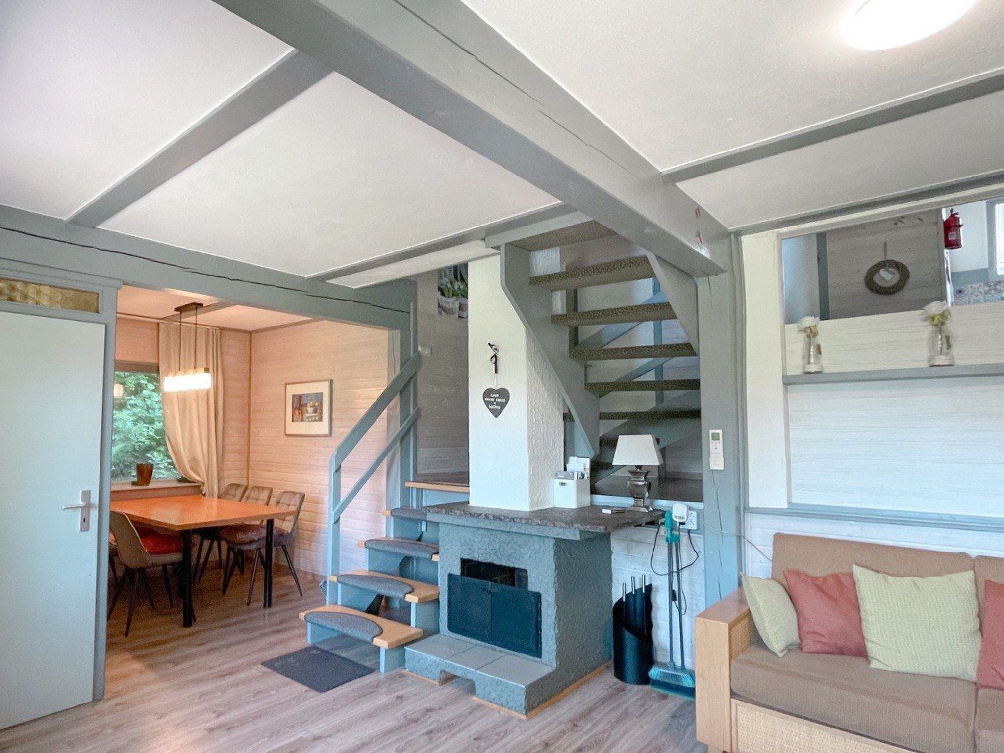 Fireplace, DVD player