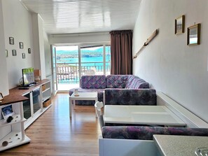 Living area - direkt am Strand by Interhome (Krk/Milohnići)