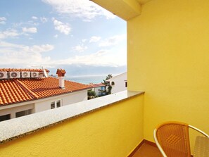 Property grounds - in Baška mit Eigenem Balkon by Interhome (Krk/Baška)