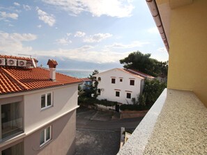 Property grounds - in Baška mit Eigenem Balkon by Interhome (Krk/Baška)