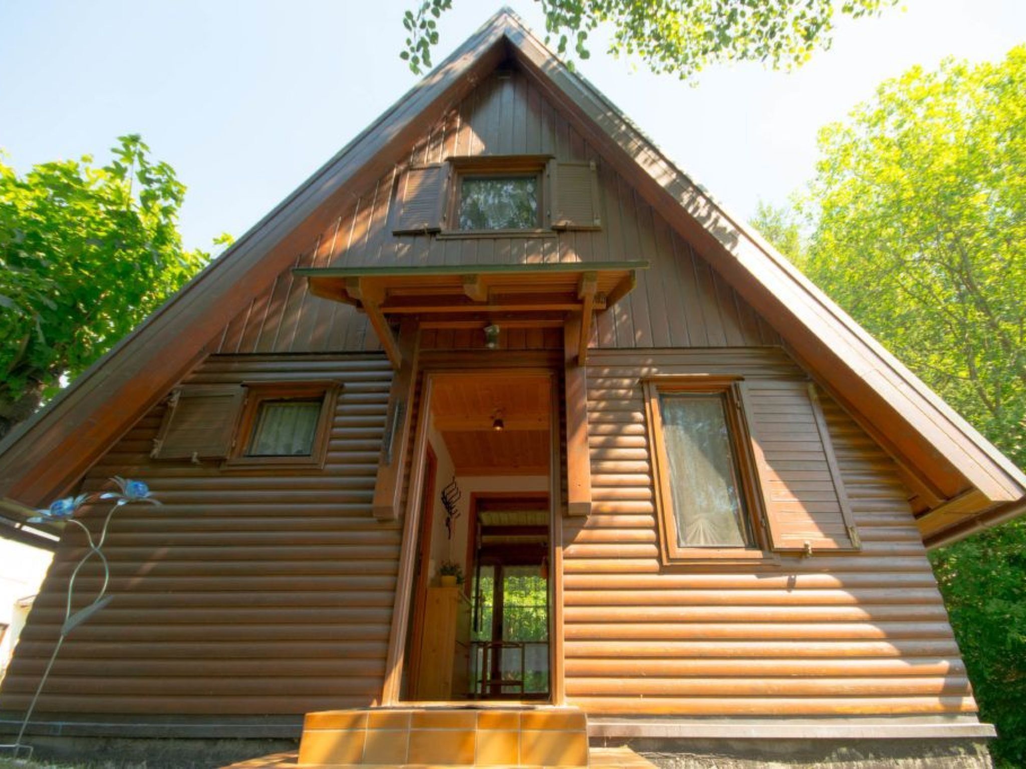 تفاصيل الفندق من الخارج