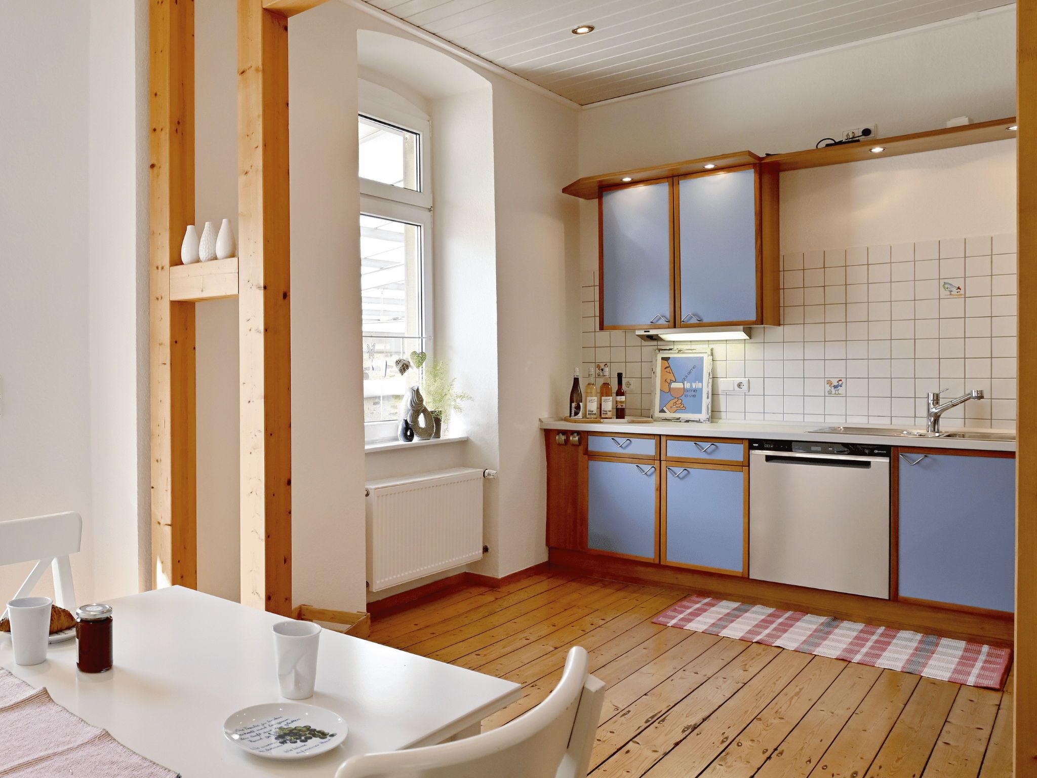 Kühlschrank, Ofen, Geschirrspüler, Kochgeschirr/Geschirr/Besteck