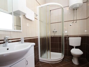 Towels - Appartement in Baška mit Eigener Terrasse by Interhome (Krk/Baška)