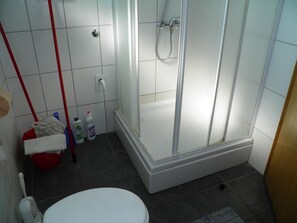 Towels - Wohnung in Baška mit Eigenem Balkon und Meerblick by Interhome (Krk/Baška)