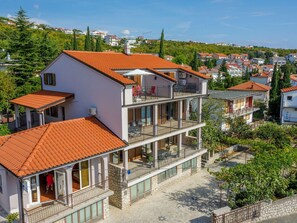 Exterior - Wohnung in Crikvenica mit Terrasse und Meerblick by Interhome (Crikvenica)