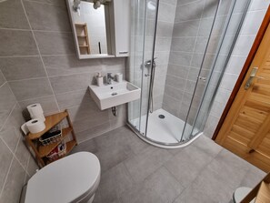 Towels - Wohnung in toller Lage, 50m vom Strand entfernt by Interhome (Crikvenica)