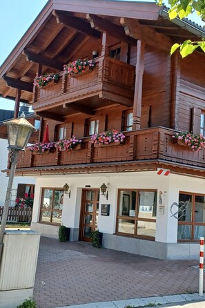 Exterior - Gemütliche Wohnung im Zentrum von Reit im Winkl by Interhome (Reit im Winkl)