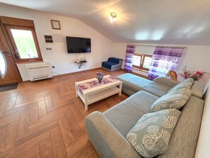 Living area - Wohnung 150m vom Sandstrand by Interhome (Crikvenica)