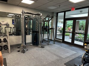 Fitness facility - Marco Island High-rise Beachfront 2BR Condo with Balcony, Pool,& Walkable Dining (Marco Island)