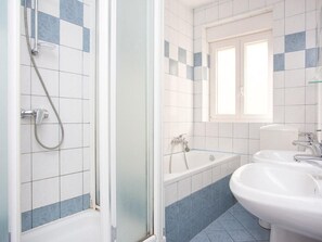 Towels - Mrakovcic3 by Interhome (Krk/Baška)