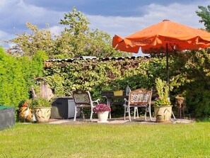 Outdoor dining - Schöne Ferienwohnung mit Garten und Grill by Interhome (Bad Schandau)