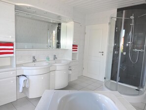 Towels - Pierkoppel OG by Interhome (Börgerende)