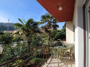 Property grounds - Wohnung in Baška mit Eigener Terrasse by Interhome (Krk/Baška)