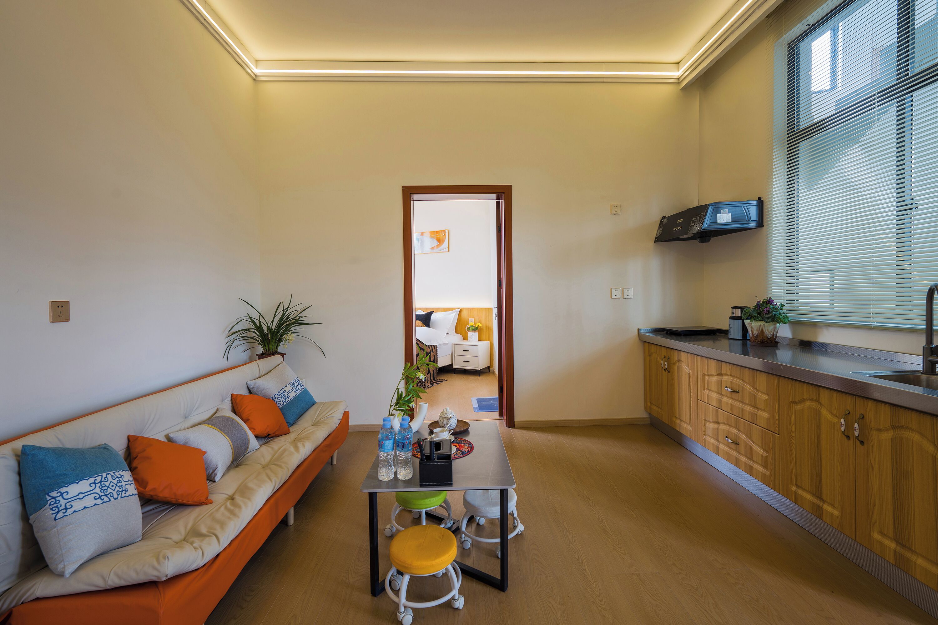 Familiesuite - bjergudsigt | Skrivebord, arbejdsområde til bærbare computere, mørklægningsgardiner