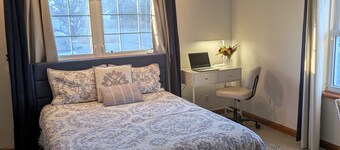 Cozy 1-bedroom studio in delightful Kimball with AC